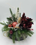 Stroik nagrobny w klimacie świątecznym Bożonarodzeniowym