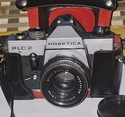 Praktica PLC 2 w etui  obiektyw 1,8 / 50