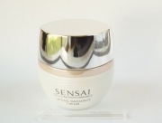 Sensai Cellular Performance Lifting Radiance Cream