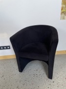 Fotel czarny welur