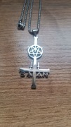 Naszyjnik GOTH odwrócony krzyż SATAN pentagram