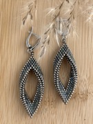 Kolczyki z japońskich koralików.