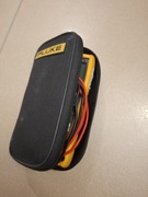 Multimetr cyfrowy FLUKE 177 + zestaw do zawieszania + futerał pokrowiec