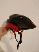 Sprzedam 4 kaski rowerowe w doskonałym stanie.”