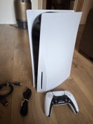 Konsola Sony PlayStation 5 825gb z napędem / dyskiem.