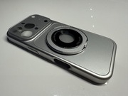 Etui do iPhone 16 Pro jak nowe. Wygląda jak 17 Pro.