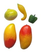 Sztuczne owoce do zabawy