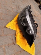 Lampa xenon prawy przód BMW e60 d2s