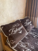 Dwuwarstwowe poduszki z wełny owczej Merino i polaru (70x80cm)