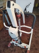 Podnośnik  ( Dzwig) osób niepełnosprawnych.