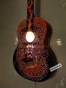 Gitara lampa obraz smok