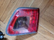 lampa w klapę  toyota avensis t27 kombi prawa europa