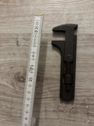 Antyczny klucz francuski