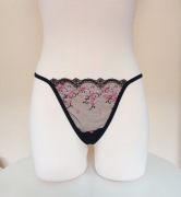 Stringi Obsessive z siateczką i różowymi haftami S/M Nowe