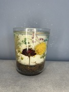 świeca w oryginalnym świeczniku