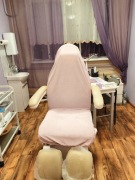 Fotel kosmetyczny elektryczny rozkładany.Hurtownia, używany, beżowy kolor.