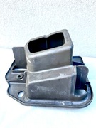 Uchwyt montarzowy zderzaka tył Range Rower L405 PRAWY, LR086883