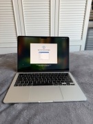 MacBook Air M2 8GB / 256GB | stan bardzo dobry | pudełko