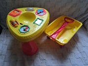 Stolik dla malucha Tesco i wózek