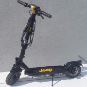 HULAJNOGI elektryczna--- JEEP 2xe URBAN CAMOU ---
