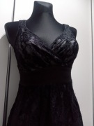 Koronkowa sukienka Oasis