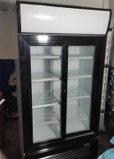 Szafa chłodnicza przeszklona LG 800S ( 800l ) 