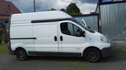 Bus dostawczy Renault Trafic z 2009 roku