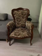 Stary piękny fotel 
