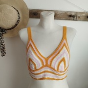 Dzianinowy crop top Bik Bok, rozmiar S – idealny na lato!