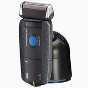 Golarka Braun 7490 Syncro ze stacją myjącą