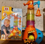 Bburago Żuraw Dźwig z wywrotką autkiem Volvo zabawka sprawna