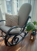 Fotel vintage po ręcznej renowacji