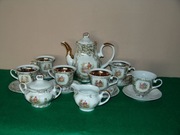 Serwis kawowy na 6 osób porcelana Karolina - Scenki Rodzajowe PRL