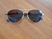 Okulary przeciwsłoneczne Medicine pilotki złote oprawki drewniane zauszniki