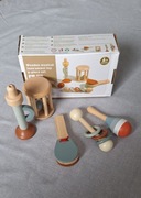 Zestaw pięciu grzechotek dla dzieci Montessori