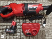 Zestaw odkurzacz samochodowy Milwaukee 