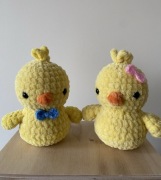 Szydełkowa para kurczaczków, maskotki, kurczaki, ozdoby wielkanocne