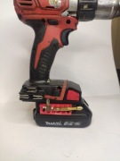 Adapter przejściówka baterii Makita 18v LXT do Milwaukee M18