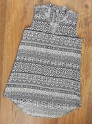 Zwiewna czarno biała tunika, rozmiar M