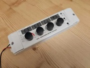 V4-K Kontroler instalacji RF RGB+W 12-24V DC potencjometry wyświetlacz