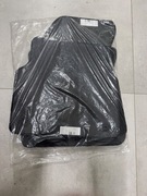 Zestaw dywaników oryginalne jak nowe  Audi A8 4H Numer  4H1863011E GP1