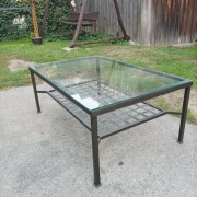 Solidny stolik kawowy – Grube szkło hartowane i nowoczesny design