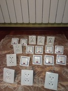 Gniazdka elektryczne i kontakty elektryczne 18 sztuk 