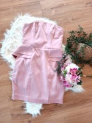 jasnorozowa pudrowa pastelowa sukienka z baskinka pudrowy róż 40 L 38M