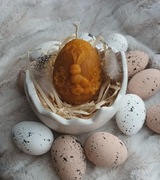 Świeca z naturalnego wosku pszczelego Jajko Zajączek Zielony Świecownik