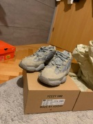 Buty Adidas Yeezy 500