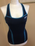 Koszulka 2XU rozm. medium