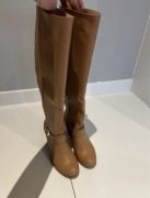 Kozaki do kolan Margo