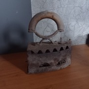 Stare Żelazko Węglowe = Żeliwne 