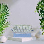 Kosmetyczka, damska pikowana. Organizer.